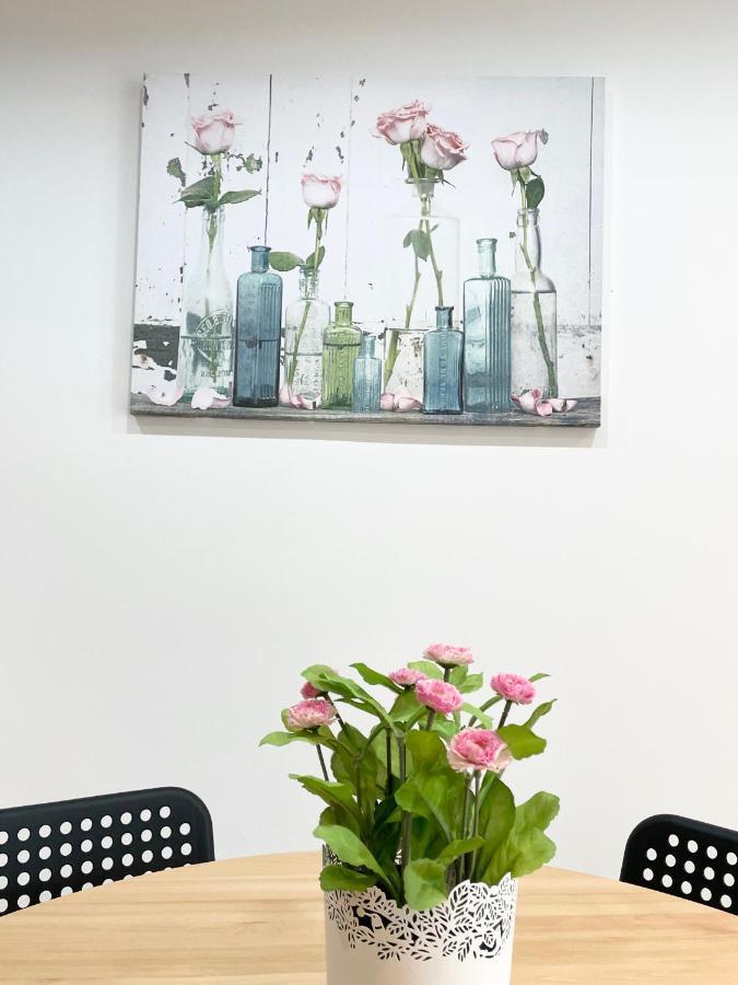 The Works-Fresh 2Bed In Centre, Opposite Arndale. Apartment Манчестър Екстериор снимка