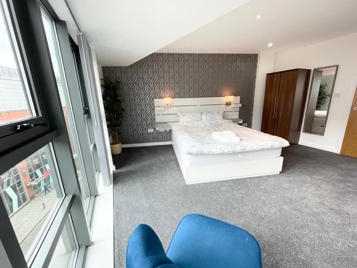 The Works-Fresh 2Bed In Centre, Opposite Arndale. Apartment Манчестър Екстериор снимка
